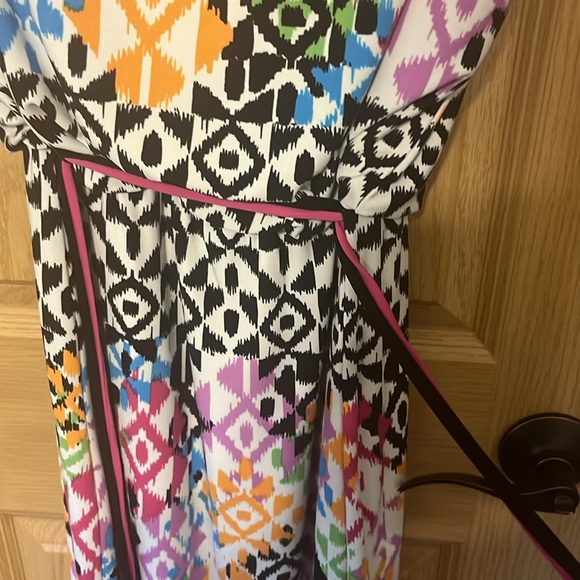 Maggie London, print silk dress sleeveless size 10 - Picture 3 of 4